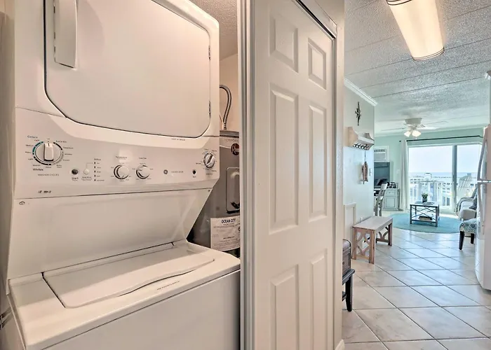 Apartment End-unit Ocean With Panoramic Views! *