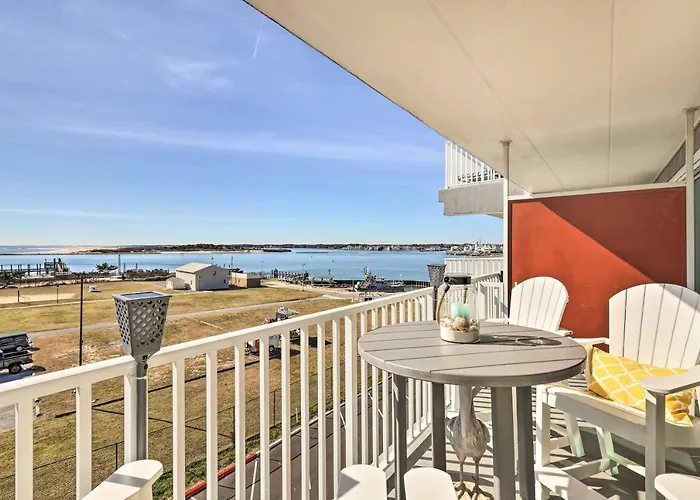 End-unit Ocean With Panoramic Views! *
