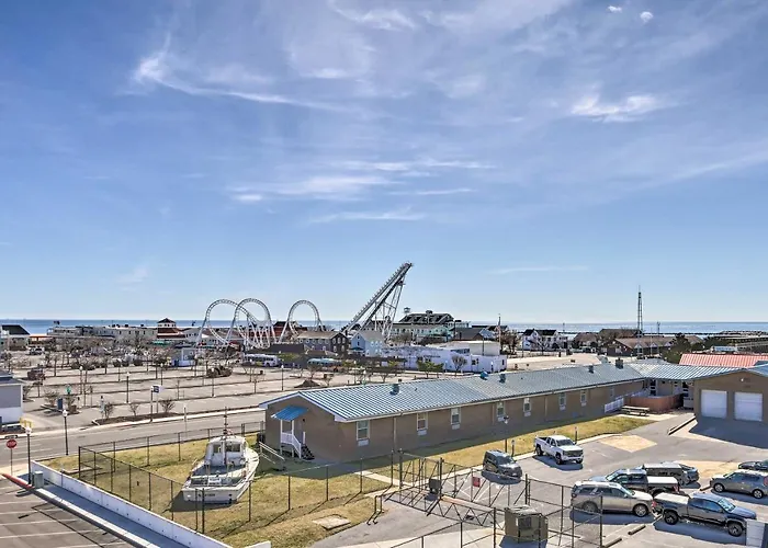 End-unit Ocean With Panoramic Views! *